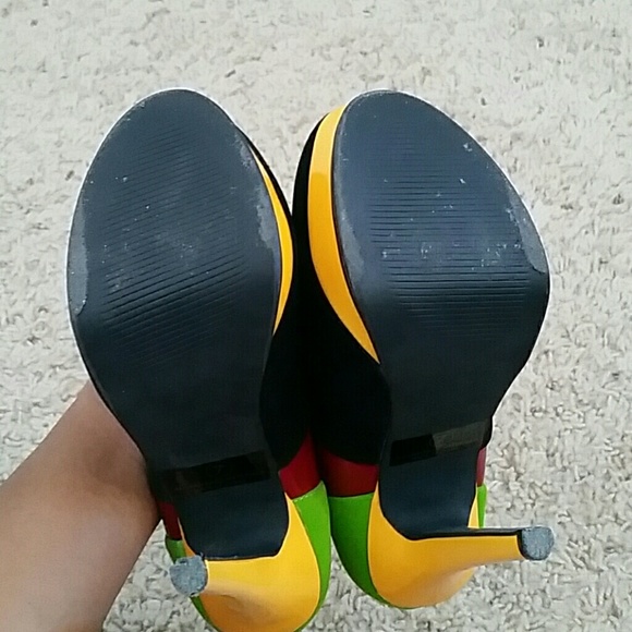 Multicolored heels - Picture 4 of 4