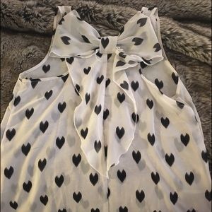 Bow tie back sheer heart tank top