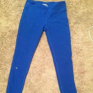 Under armour leggings, tight fit