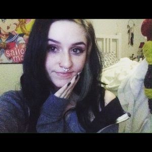 Meet your Posher, Danni