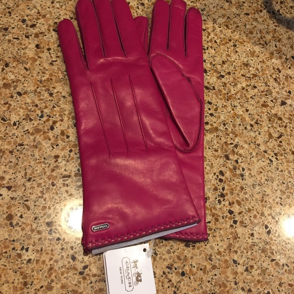 Authentic coach gloves