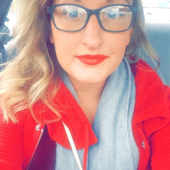 Meet your Posher, Jenna