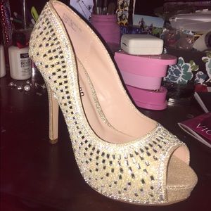 cathy jean gold high heels
