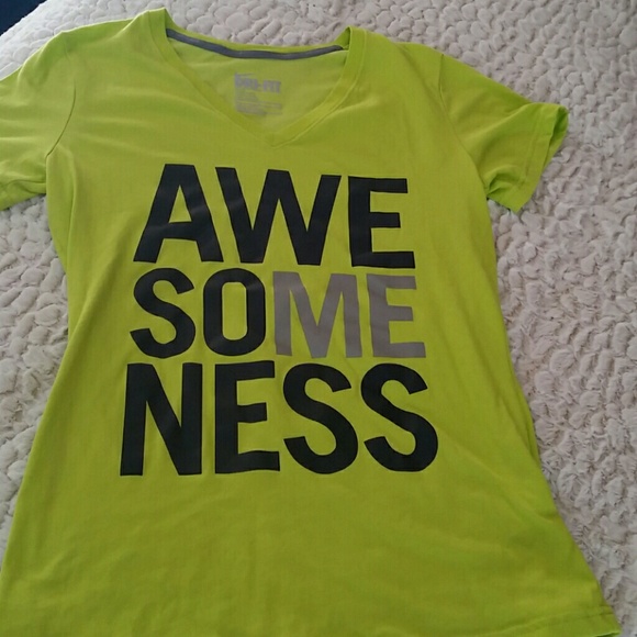 Women's Nike V neck