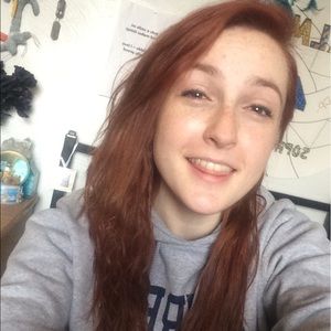 Meet your Posher, Alma