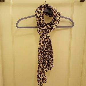 Brown leopard print scarf