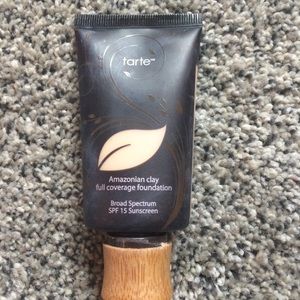 Tarte amazonian clay full coverage foundation