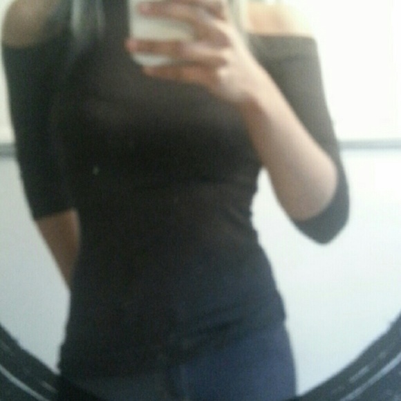 Top - Picture 2 of 4