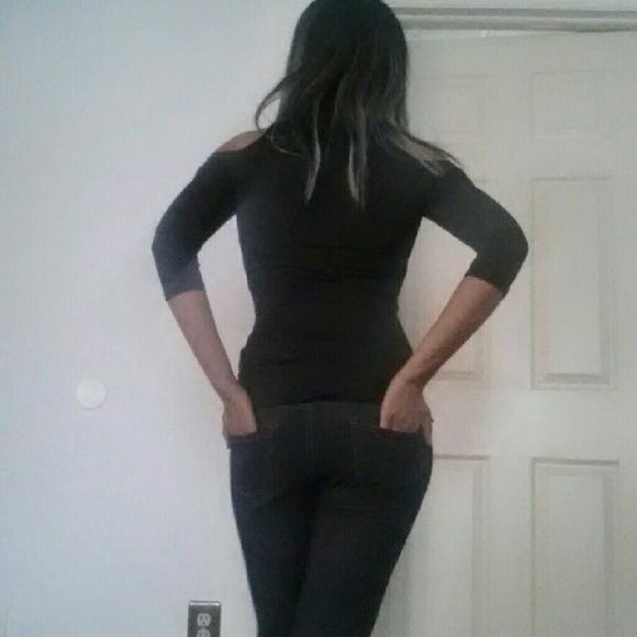 Top - Picture 3 of 4