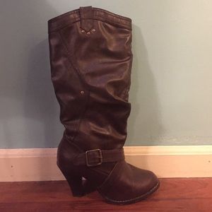 Brown boots