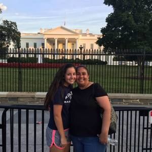 Meet your Posher, Sharon