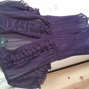 IZ Byer blouse SUPER CUTE! Awesome eggplant color!