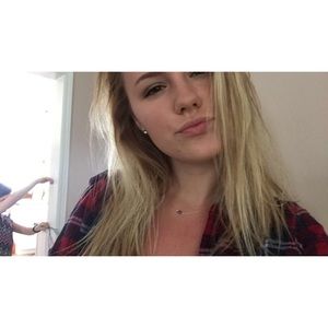 Meet your Posher, Shelby