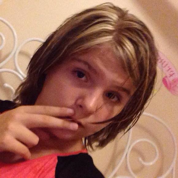 Meet your Posher, Logan