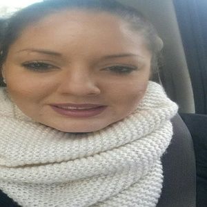Meet your Posher, Maribel