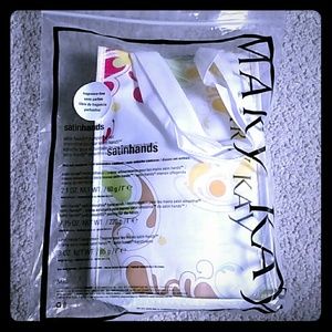 satin hands pampering set