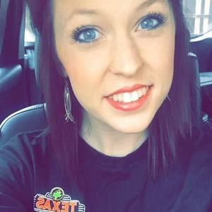 Meet your Posher, Caitlin