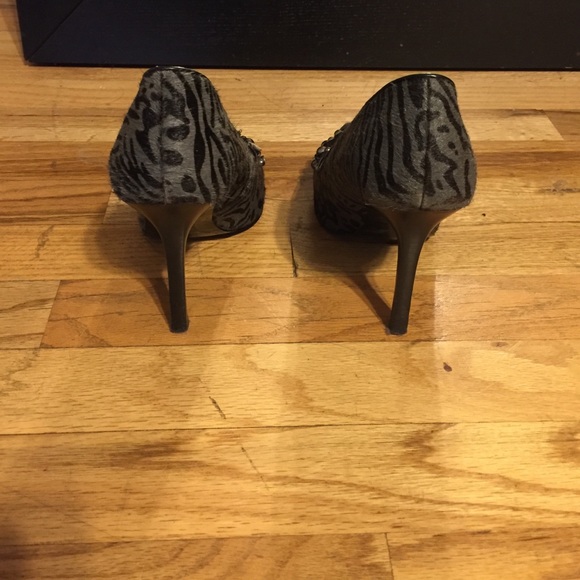 BCBG generation closed toe pointed heel - Picture 2 of 3