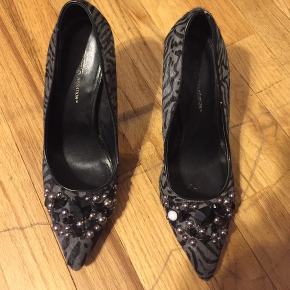 BCBG generation closed toe pointed heel - Picture 3 of 3