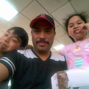 Meet your Posher, Emanuel