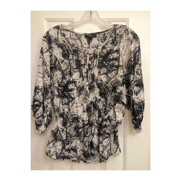 Black and white patterned top