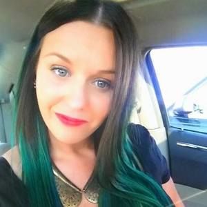 Meet your Posher, Whitney