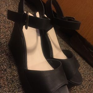 forever 21 black leather platform sandals size 7