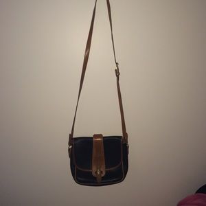 Authentic dooney and Bourke crossbody