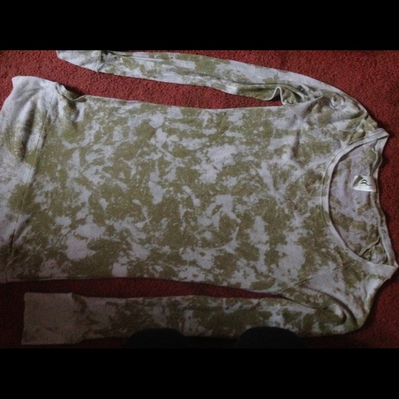 Green and ivory long sleeve shirt