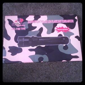 Super bright Police LED flashlight (enhanced) 👍🏻