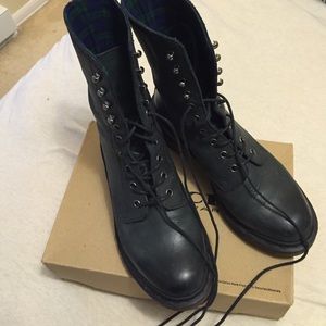 Dr. Martens Bouncing Soles