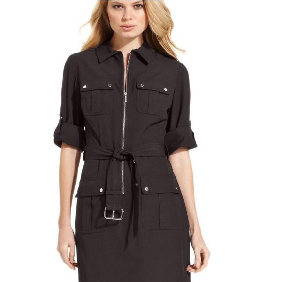 Check out my closet💐 - Picture 2 of 4