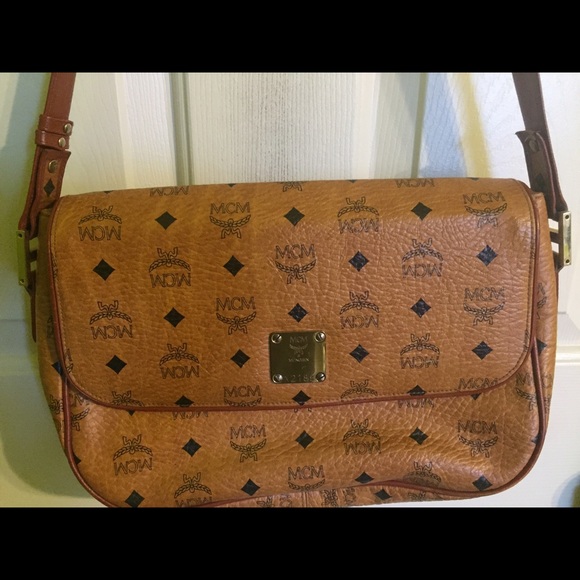 MCM handbag - Picture 2 of 4