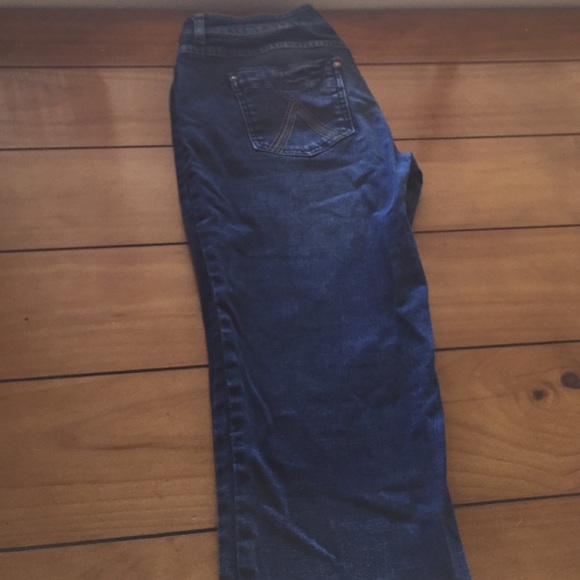 Delia's Morgan Jeans✨