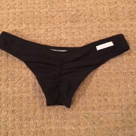 Simple black bottoms form Maui girl