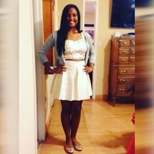 Meet your Posher, Nicole dimabell