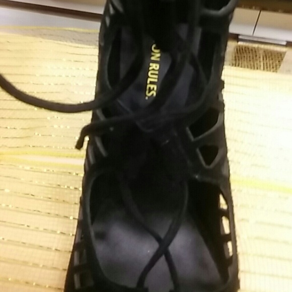 Obsession Rules Sexy Suede Opened Toe Booty(Sold) - Picture 3 of 4