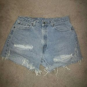 Levis - Vintage Cutoffs