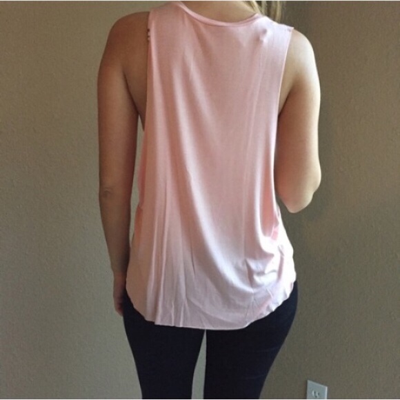 Distressed & Cutout Peace Sign Top (LAST SMALL!) - Picture 4 of 4