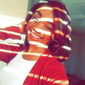 Meet your Posher, Jasmine