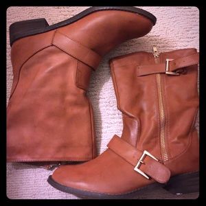 Cognac Boots