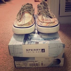 Yellow plaid Sperry Top-sider!