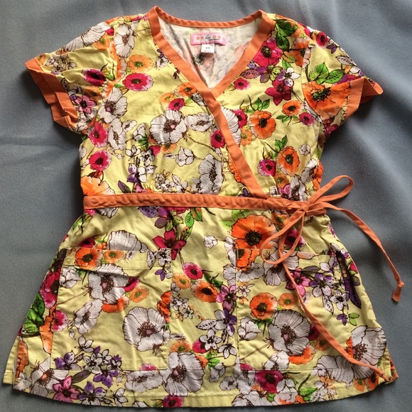 Floral Scrub Top
