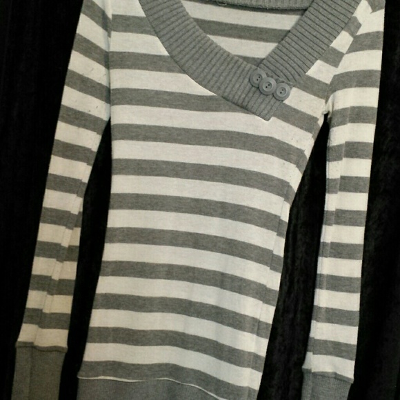 Wide neckline sweater