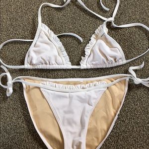 White ruffle bikini size M