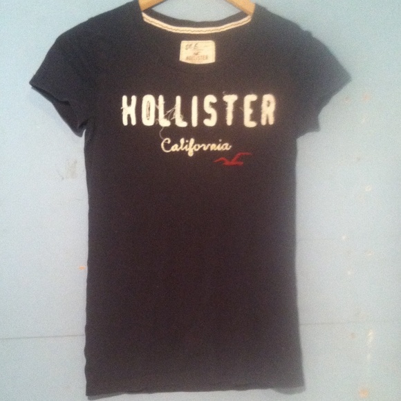 Hollister T-shirt!