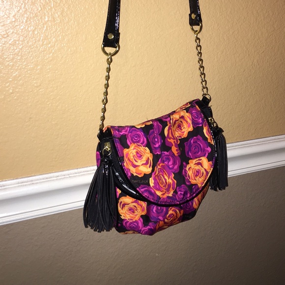 Cross body Betsey Johnson purse
