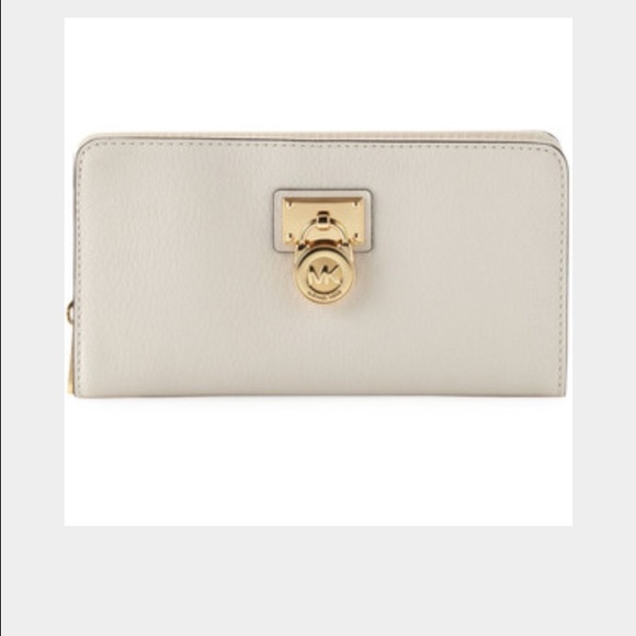 Michael Kors Ivory Lg. Hamilton Handbag w/ wallet - Picture 2 of 4