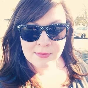 Meet your Posher, Cassandra