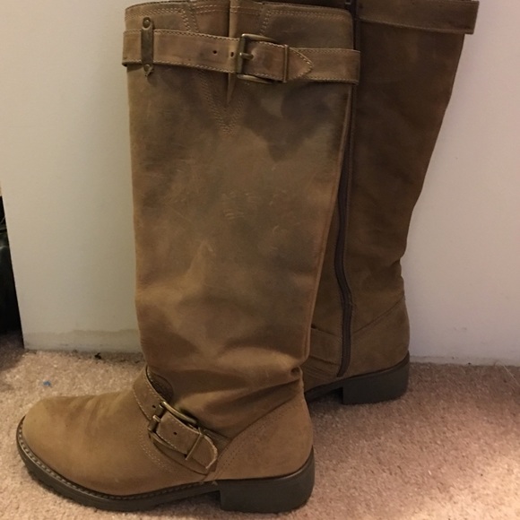 Clarks Brown/Cognac Leather Boots Size 7.5  7-1/2